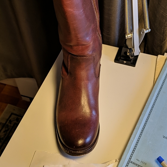 Tall boots - Picture 9 of 9